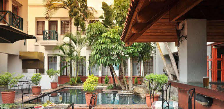 Hotel Promenade Nelspruit Mbombela Exterior foto